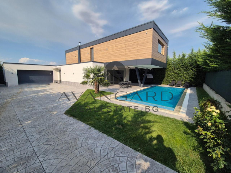 Продава КЪЩА в област Пловдив, с. Марково - 365 кв.м / 864 999 € » 1 691 790.99 лв., АВАНГАРД РИЪЛ ЕСТЕЙТ