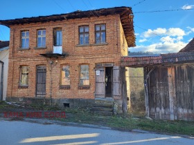 Продажба на имоти в с. Горно трапе, област Ловеч - изображение 1 