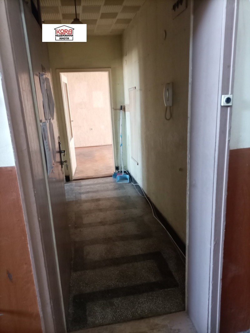 Eladó  1 hálószoba Pleven , Sirok centar , 65 négyzetméter | 40121161 - kép [8]
