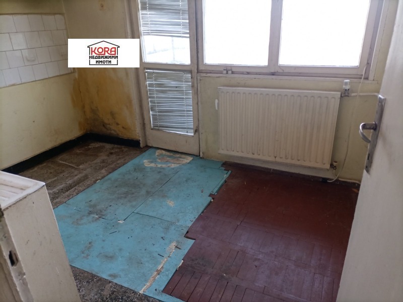 Eladó  1 hálószoba Pleven , Sirok centar , 65 négyzetméter | 40121161 - kép [2]
