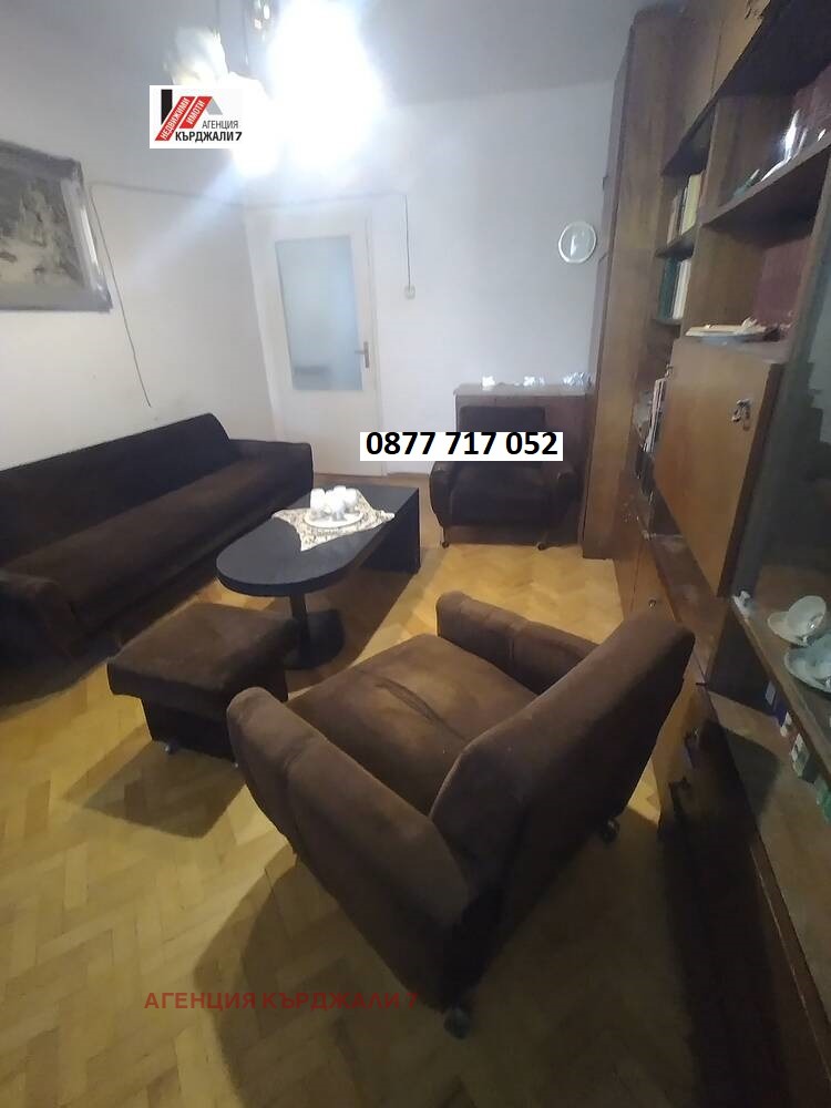 Продава 3-СТАЕН, гр. Кърджали, Център, снимка 6 - Апартаменти - 52332295