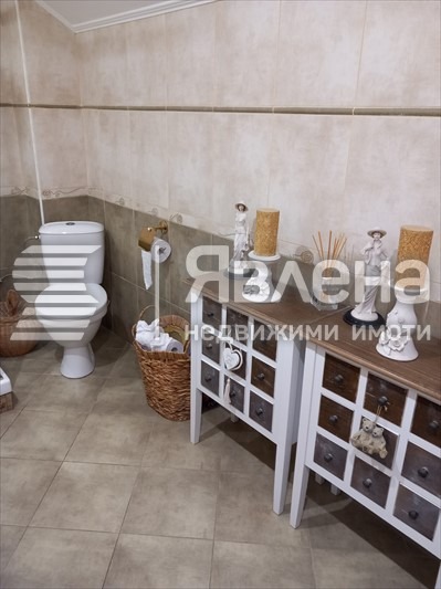 Продава КЪЩА, с. Безводица, област Добрич, снимка 11 - Къщи - 53251515
