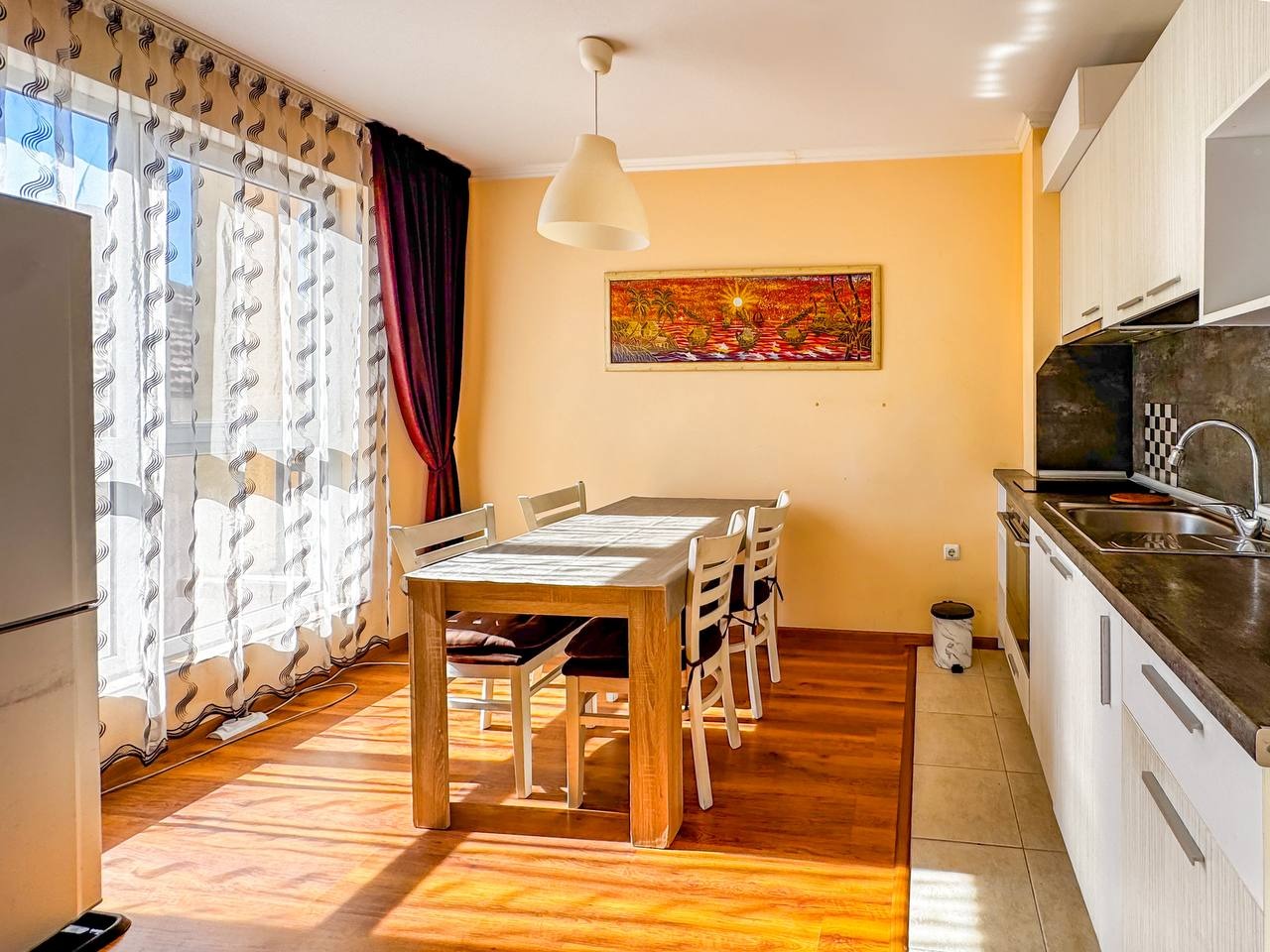 Продава 2-СТАЕН, гр. Бургас, Сарафово, снимка 3 - Апартаменти - 56354078