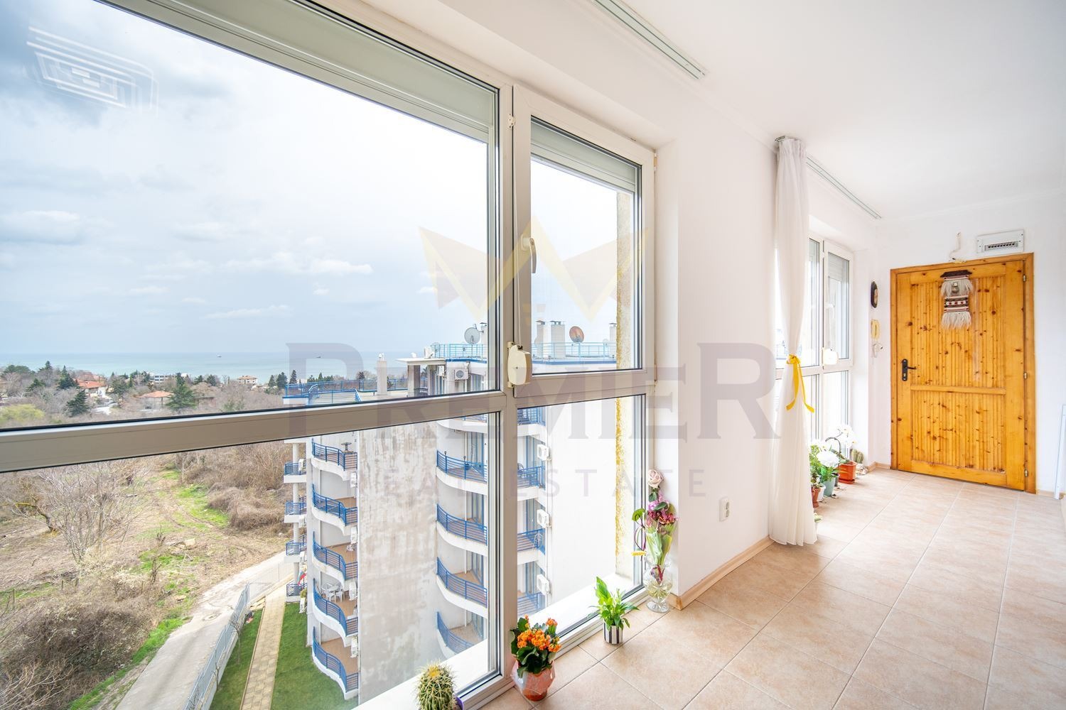 Продава 3-СТАЕН, гр. Балчик, област Добрич, снимка 2 - Апартаменти - 54051183