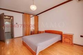 Продава 3-СТАЕН, гр. София, Център, снимка 5