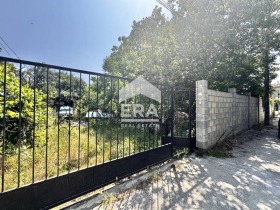 Οικόπεδο μ-τ Γορνα Τρακα, Βαρνα