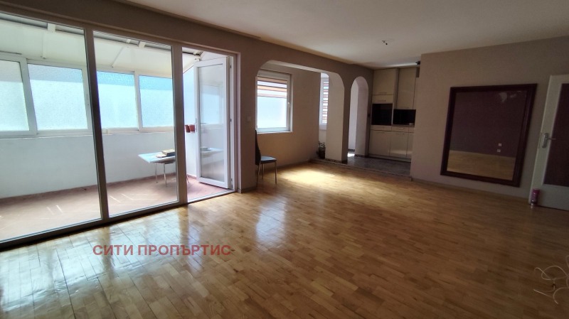 Продава  3-стаен град Благоевград , Грамада , 93 кв.м | 83284067 - изображение [2]