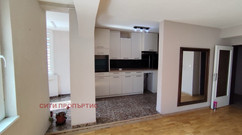 Продава  3-стаен град Благоевград , Грамада , 93 кв.м | 83284067