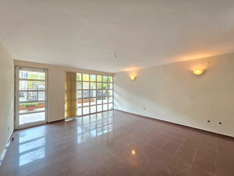 Продава 3-СТАЕН, гр. София, Изток