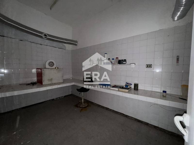 Myytävänä  Teollisuusrakennus Haskovon alue , Stalevo , 3000 neliömetriä | 52715101 - kuva [3]