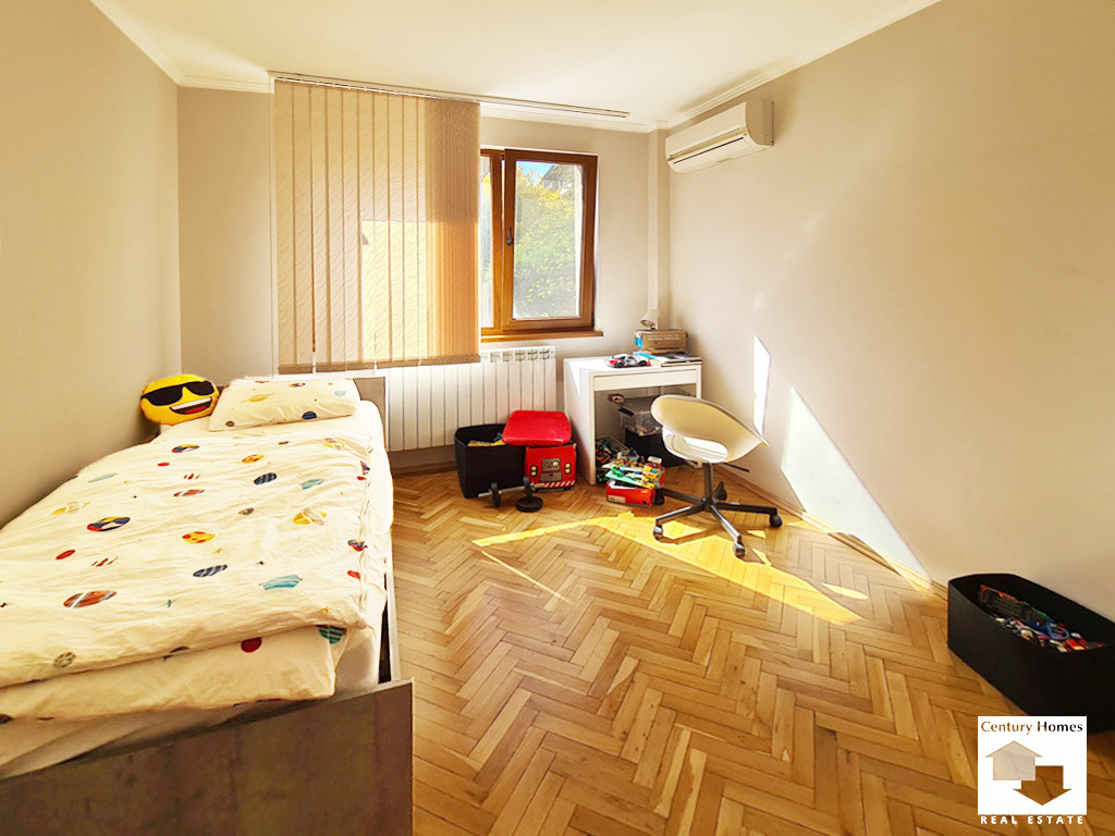 Продава 4-СТАЕН, гр. Велико Търново, Център, снимка 8 - Апартаменти - 56424558