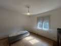 Продава 2-СТАЕН, град Плевен, Идеален център • 179000 € / 350093.57 лв. • 86656899 11