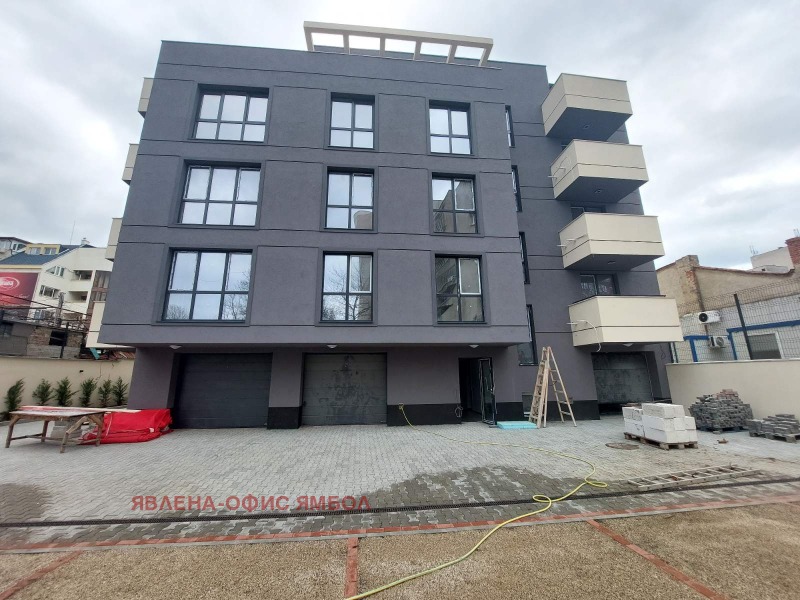 Продава 3-СТАЕН в град Ямбол, Център - 130 кв.м / 150 900 € » 295 134.75 лв., ЯВЛЕНА-ОФИС ЯМБОЛ