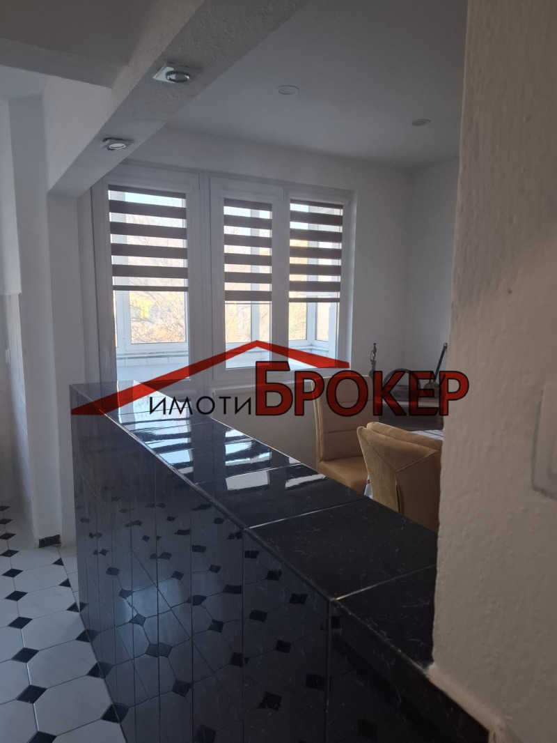 Продается  3+ спальни Сливен , Клуцохор , 125 кв.м | 11079592 - изображение [4]