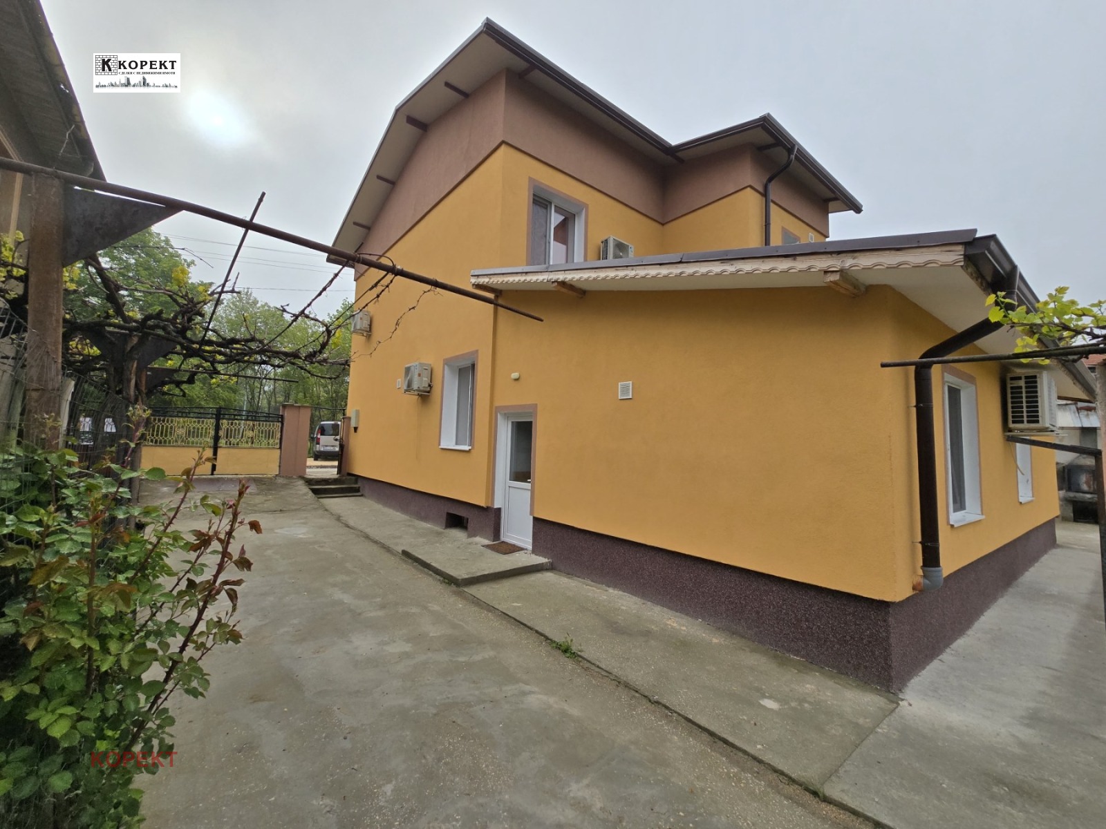 Продава КЪЩА, гр. Долна Митрополия, област Плевен