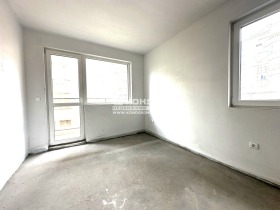 1 Schlafzimmer Zentar, Plowdiw