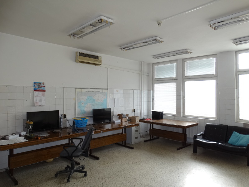 Продава ОФИС, гр. Велико Търново, Промишлена зона - Запад, снимка 9 - Офиси - 52621597
