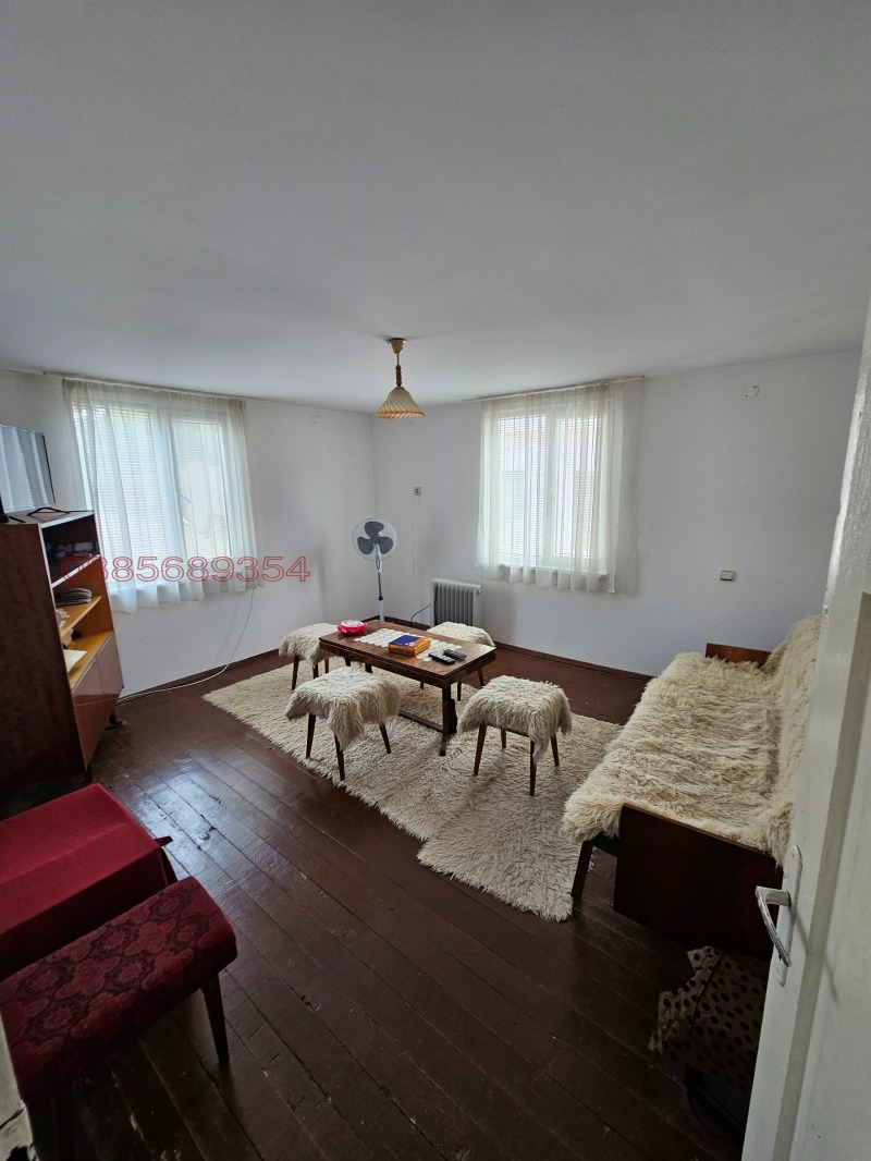Продава  Къща област Благоевград , с. Горно Драглище , 280 кв.м | 61978332 - изображение [12]