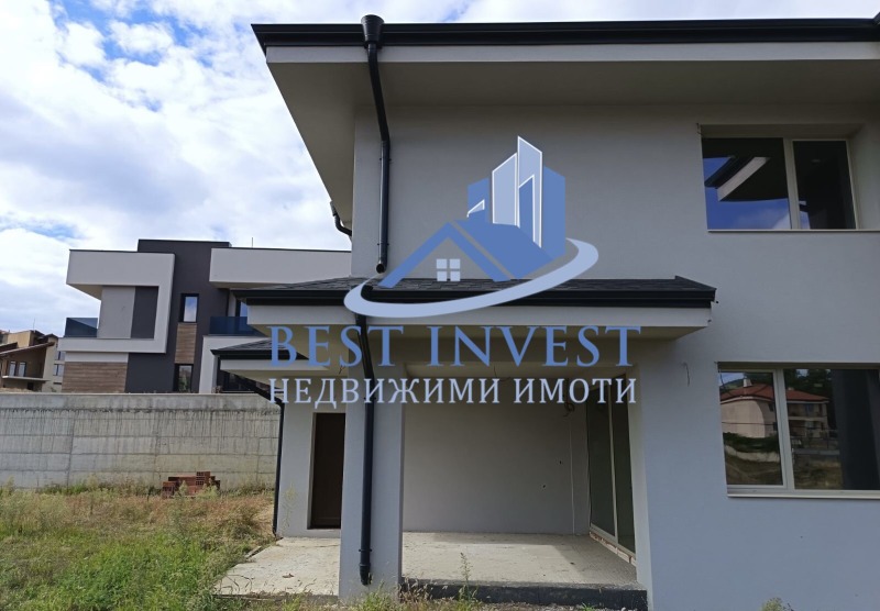Продава КЪЩА в област Благоевград, с. Изгрев - 344 кв.м / 380 000 € » 743 215.40 лв., БЕСТ ИНВЕСТ НЕДВИЖИМИ ИМОТИ