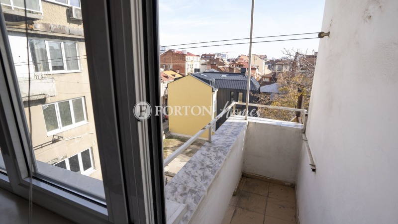 Продава 4-СТАЕН, гр. София, Център, снимка 8 - Апартаменти - 52709314