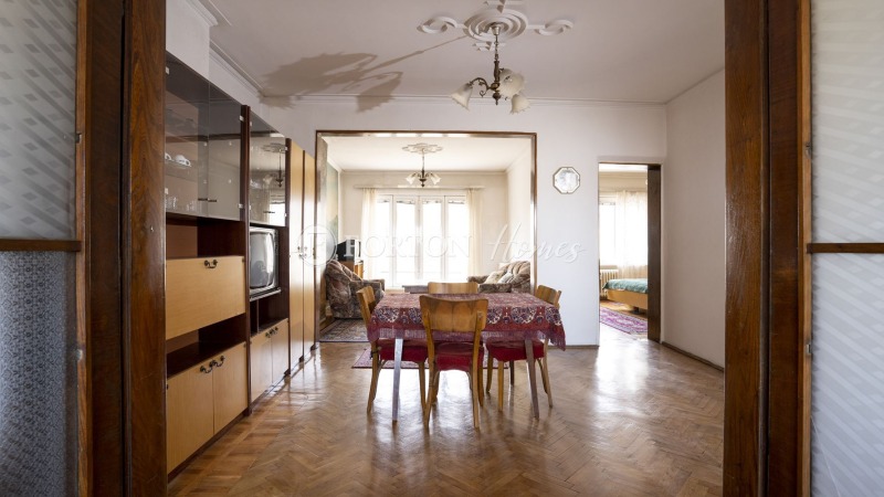 Продава 4-СТАЕН, гр. София, Център, снимка 4 - Апартаменти - 52709314