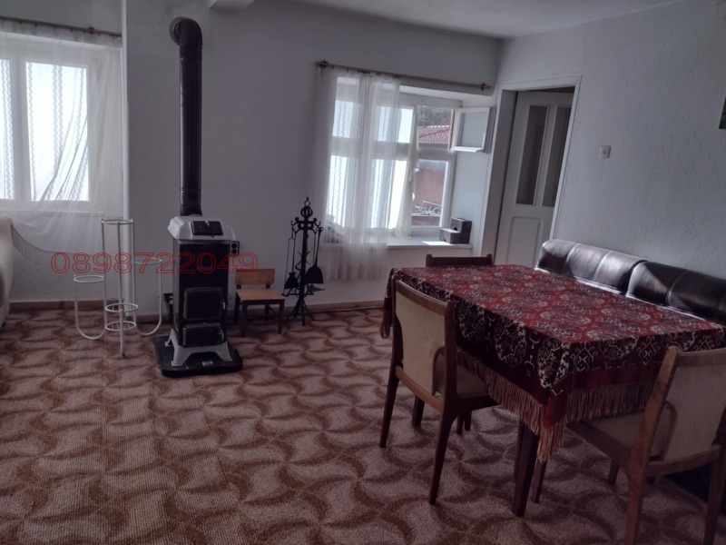 Продава КЪЩА, с. Забърдо, област Смолян, снимка 16 - Къщи - 52785319