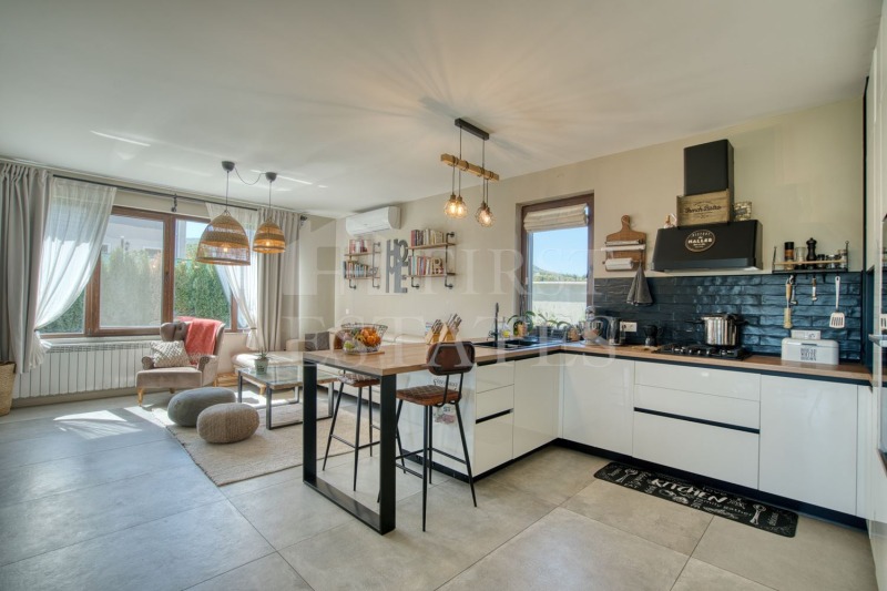 Продава  Къща област София , с. Нови хан , 295 кв.м | 42244315 - изображение [10]