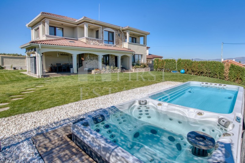 Продава  Къща област София , с. Нови хан , 295 кв.м | 42244315 - изображение [2]