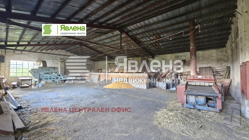 Продава  Склад, област София, с. Алдомировци • 65 000 EUR • ID 32072071 — holmes.bg - [1] 