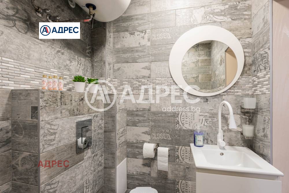 Продава МНОГОСТАЕН, гр. Варна, Център, снимка 14 - Апартаменти - 54253396