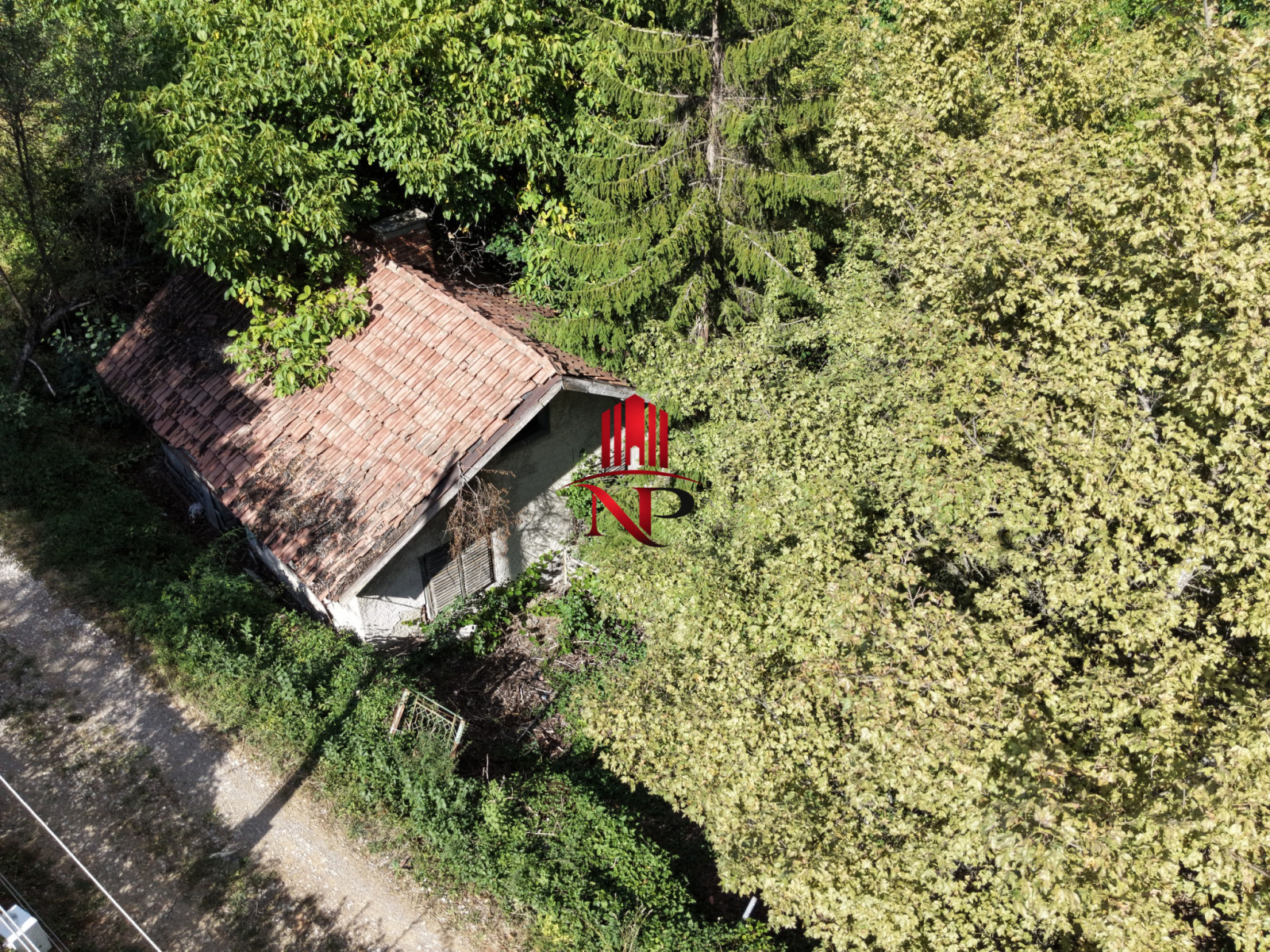 Продава КЪЩА, с. Мала Раковица, област София област