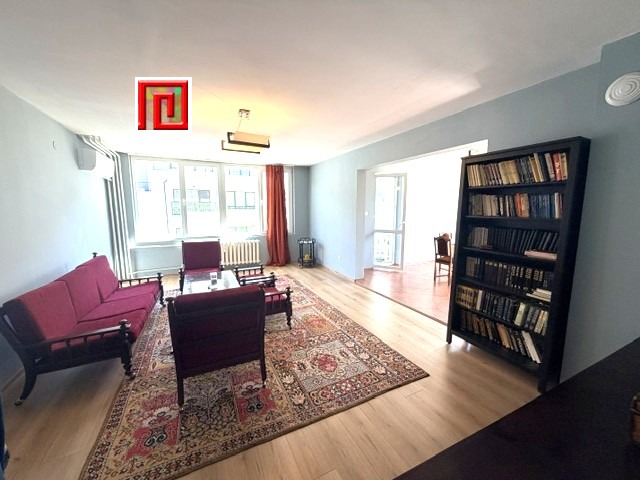 Продава 4-СТАЕН, гр. София, Студентски град, снимка 3 - Апартаменти - 55799542