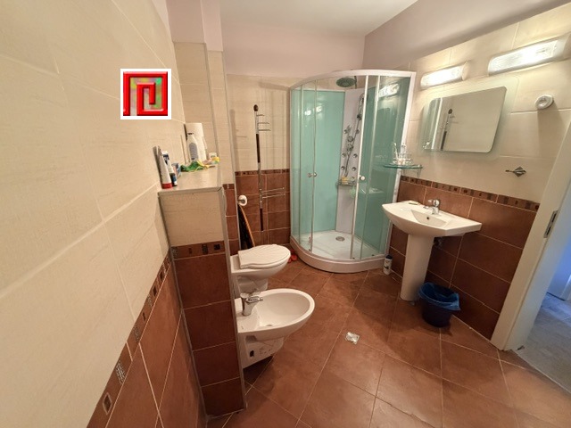 Продава 4-СТАЕН, гр. София, Студентски град, снимка 10 - Апартаменти - 55799542
