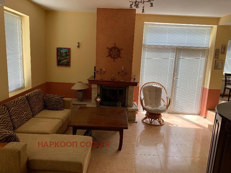 De vânzare  Casa Sofia , Voluiac , 313 mp | 64418506 - imagine [6]