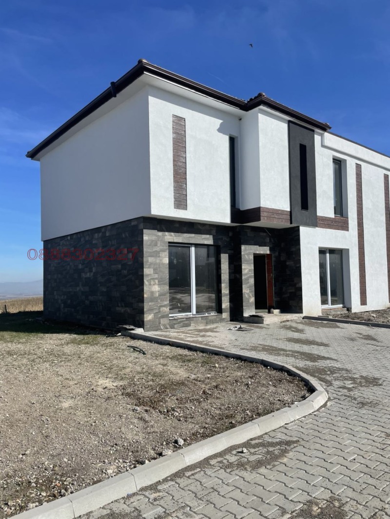Na prodej  Dům oblast Sofia , Požarevo , 200 m2 | 12816467