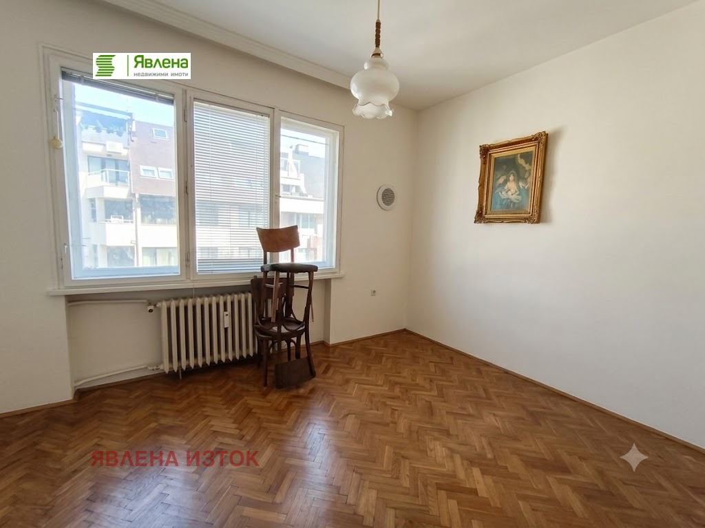 Продава 3-СТАЕН, гр. София, Център, снимка 3 - Апартаменти - 55045870