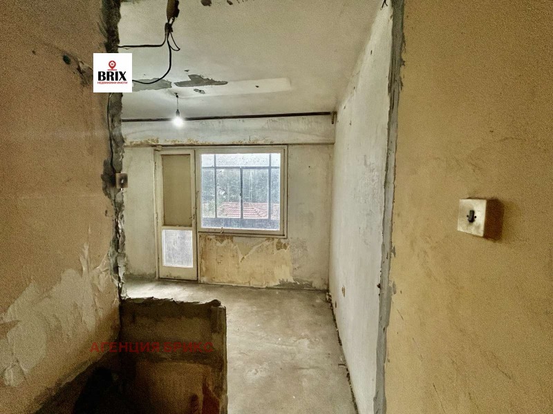 Продава  1-стаен град Русе , Родина 1 , 41 кв.м | 48301229 - изображение [3]