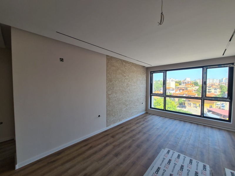 Продава  2-стаен град Хасково , Любен Каравелов , 68 кв.м | 82097941 - изображение [10]