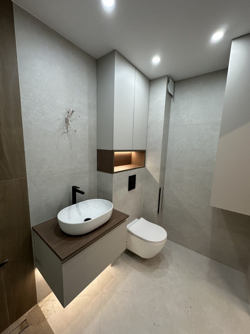 Продава  2-стаен град Хасково , Любен Каравелов , 68 кв.м | 82097941 - изображение [15]