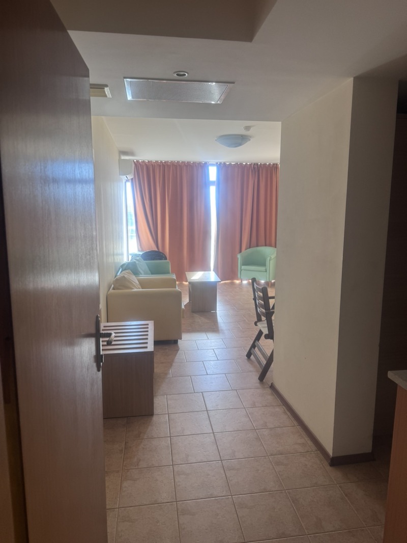 Продава 2-СТАЕН, област Бургас, к.к. Слънчев бряг • 110000 € / 215141.30 лв. • 37311837 1