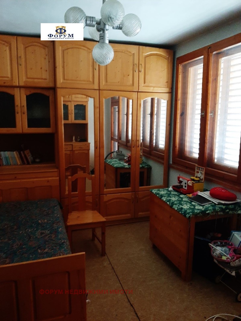 Продава ЕТАЖ ОТ КЪЩА, с. Стойките, област Смолян, снимка 4 - Етаж от къща - 52135811