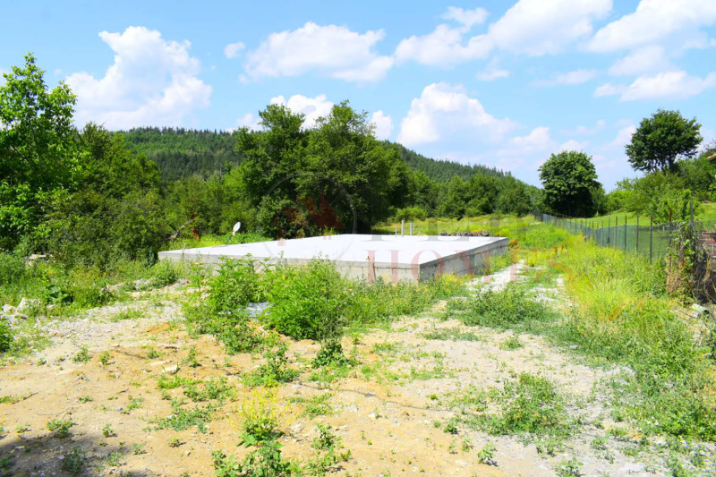 Продава  Парцел, област Велико Търново, с. Бадевци • 69 500 EUR • ID 44579054 — holmes.bg - [1] 