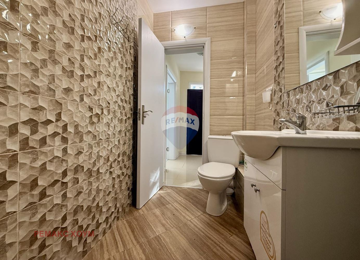 Продава КЪЩА, гр. Балчик, област Добрич, снимка 8 - Къщи - 53939591