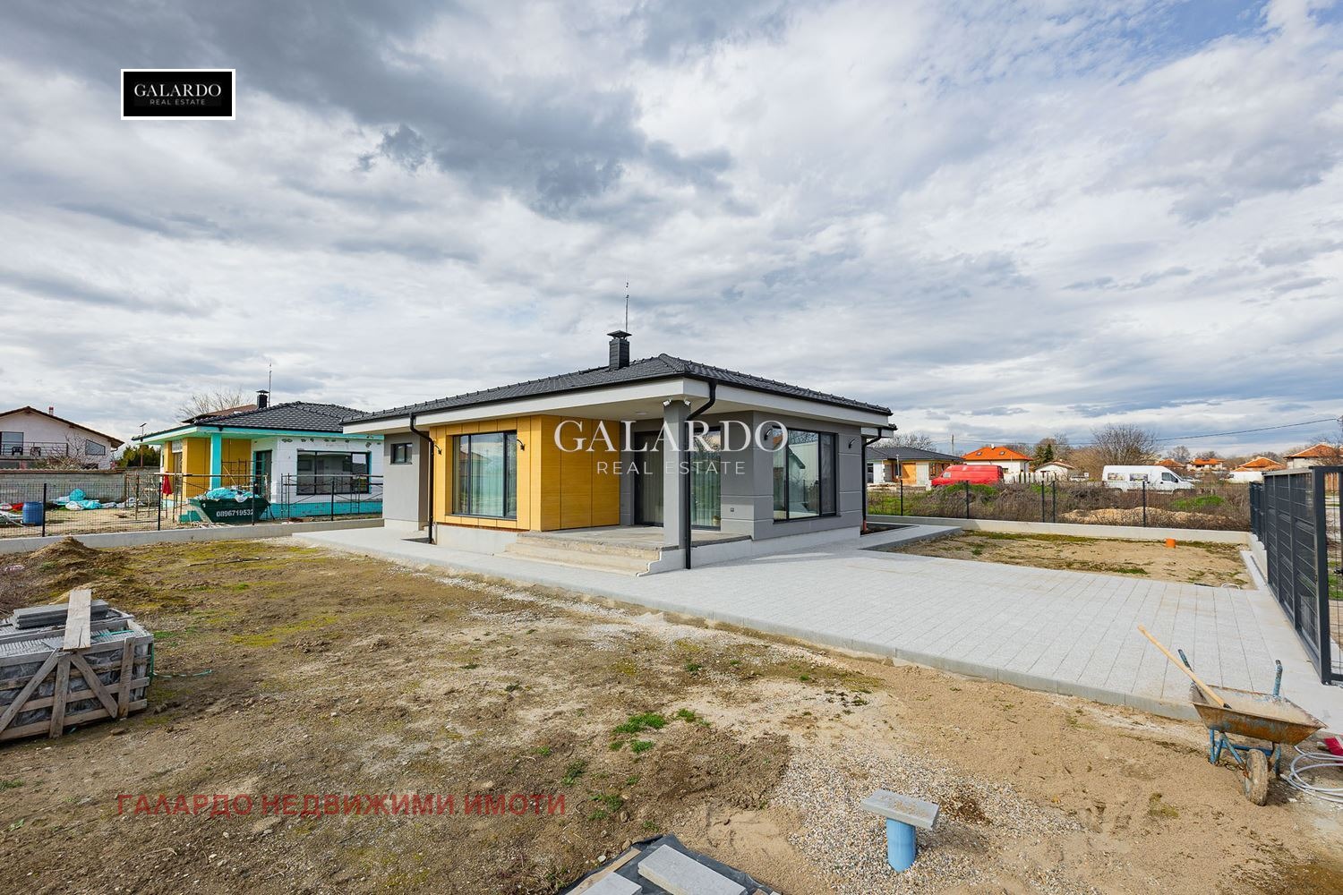 Продава КЪЩА, с. Оризари, област Пловдив, снимка 3 - Къщи - 54849946