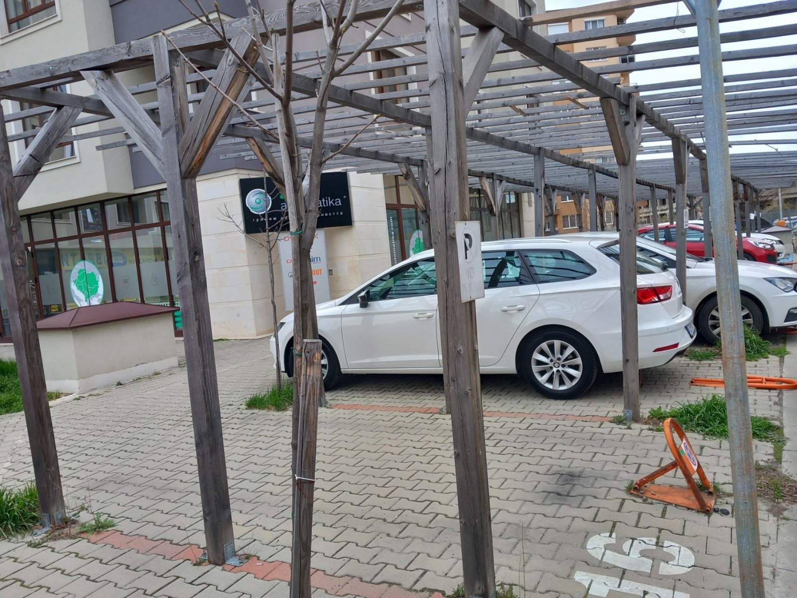 Продава ГАРАЖ, ПАРКОМЯСТО, гр. София, Младост 4, снимка 3 - Гаражи и паркоместа - 54721149