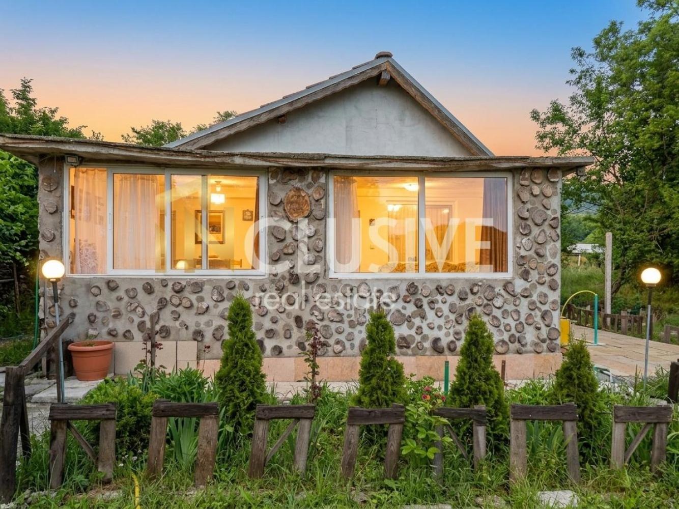 Продава ПАРЦЕЛ, гр. Белослав, област Варна