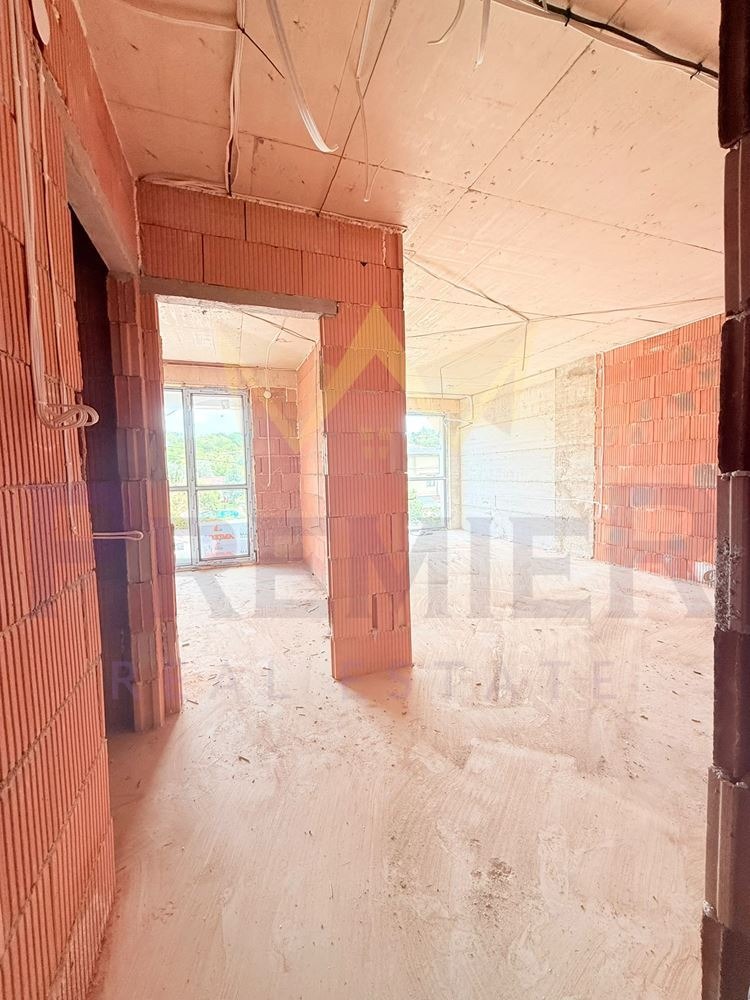 Продава 2-СТАЕН, гр. Варна, Изгрев, снимка 3 - Апартаменти - 54737758