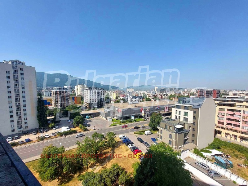 Продава  3-стаен, град София, Бъкстон •  230 000 EUR • ID 24357612 — holmes.bg - [1] 