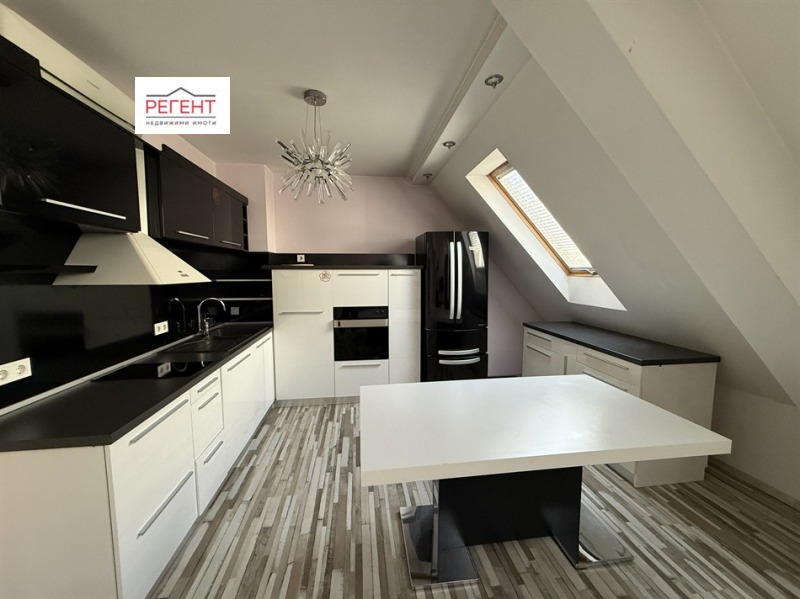 Продава  3-стаен град София , Банишора , 125 кв.м | 85425200 - изображение [2]