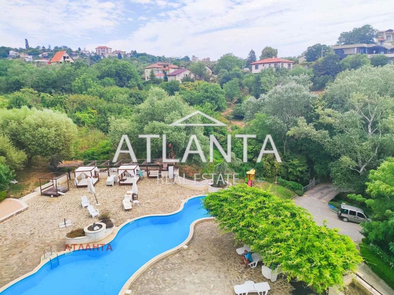 Eladó  3+ hálószoba Varna , Briz , 350 négyzetméter | 66135318